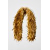 Bufanda con cuello de piel sintética