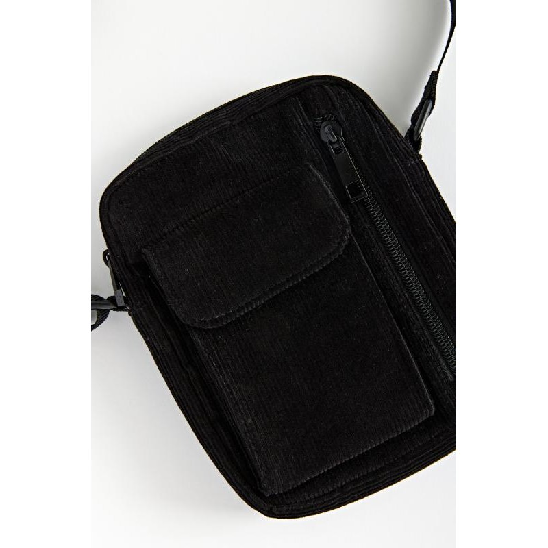 Mini bolso de pana de UO